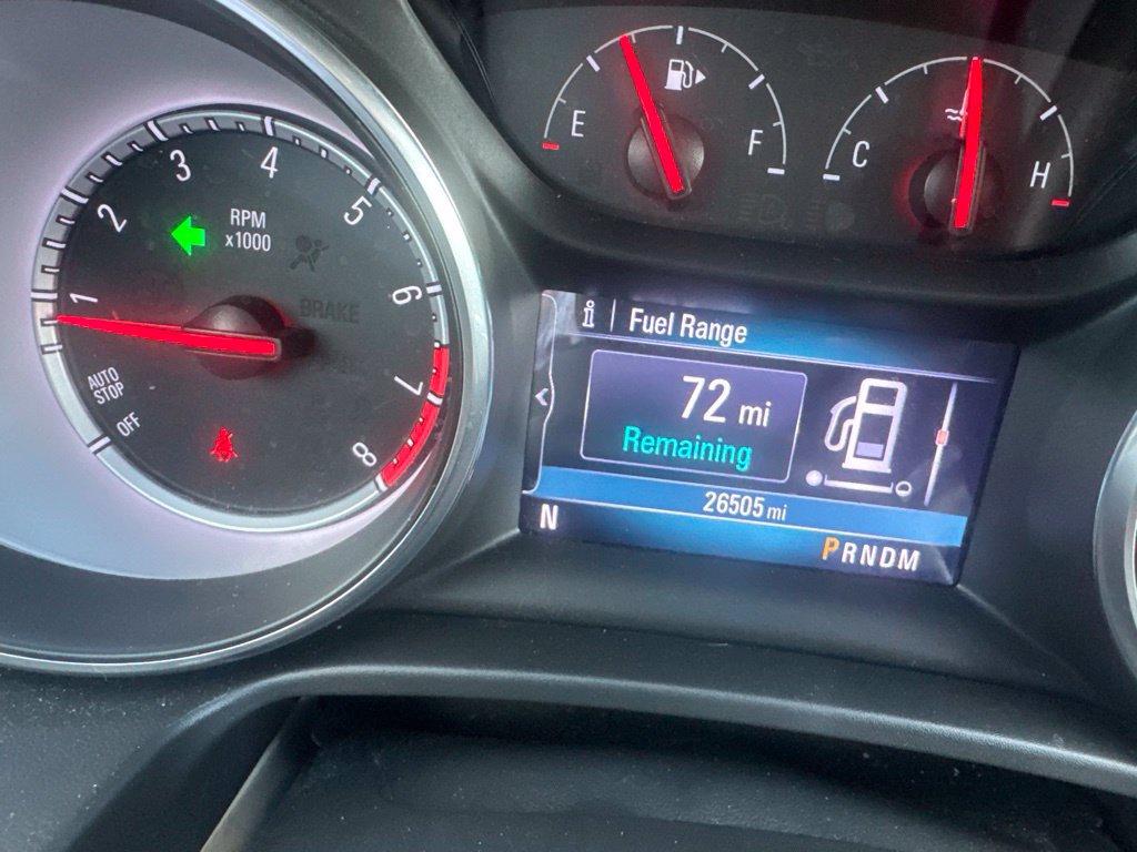 Used 2018 Buick Regal Essence w/ Driver Confidence Package #1 FWD image 12