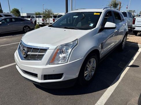 Used 2012 Cadillac SRX Luxury FWD image 2