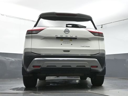Used 2021 Nissan Rogue Platinum image 39