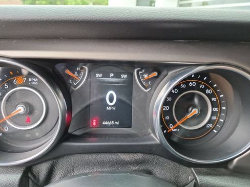 Used 2020 Jeep Wrangler Unlimited Sport AWD/4WD image 15