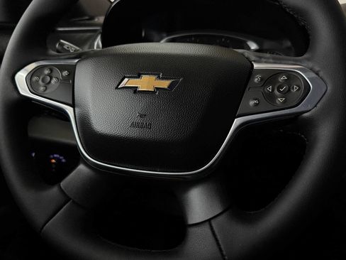 Used 2022 Chevrolet Traverse LT FWD image 63