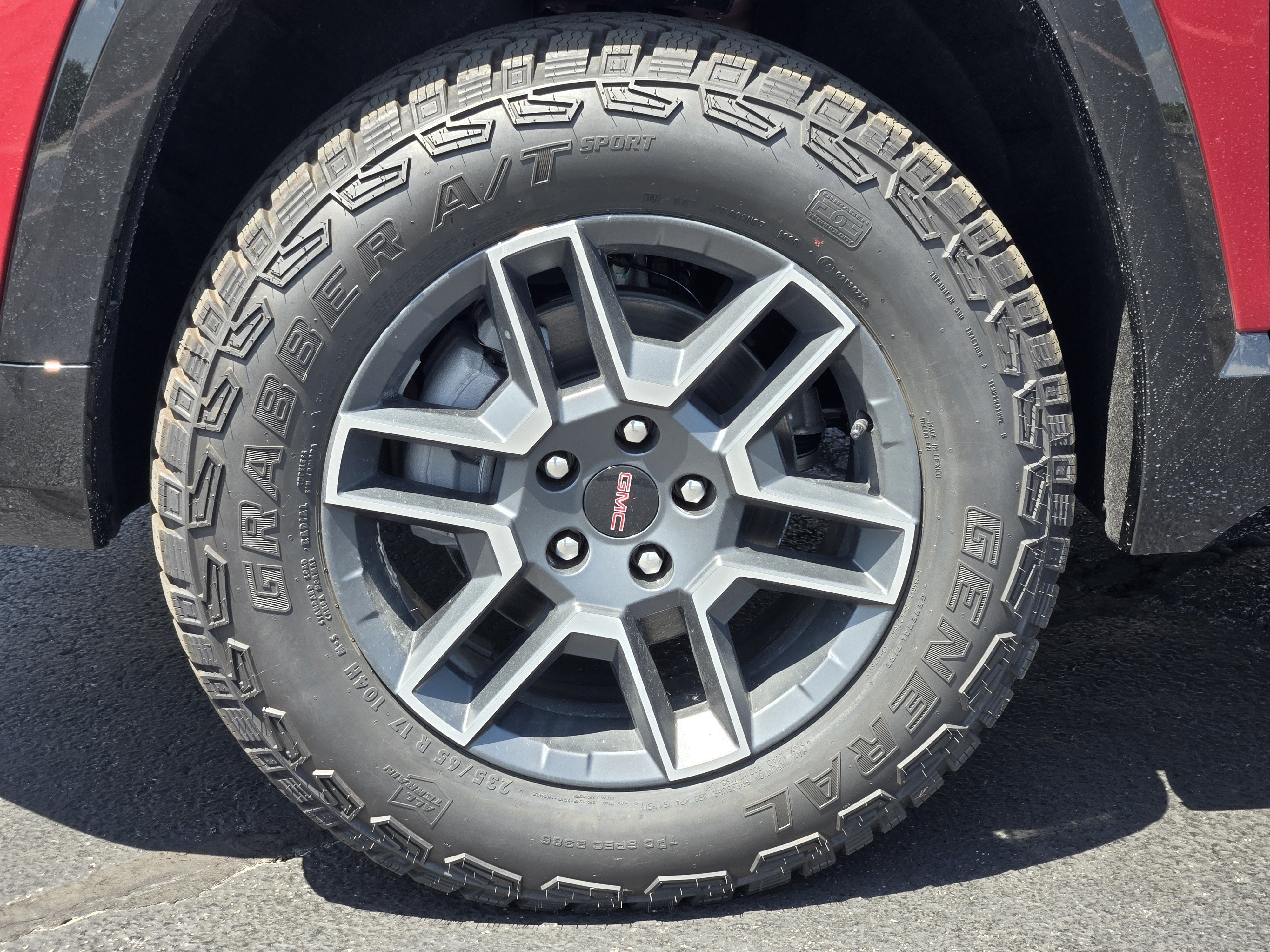 New 2026 GMC Terrain AT4 w/ Convenience Package III AWD/4WD image 9