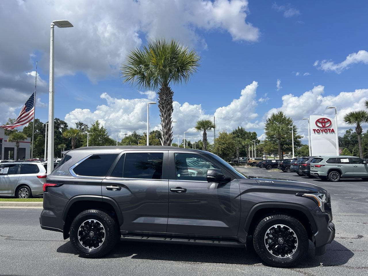 Used 2026 Toyota Sequoia SR5 w/ TRD Off-Road Package AWD/4WD image 11