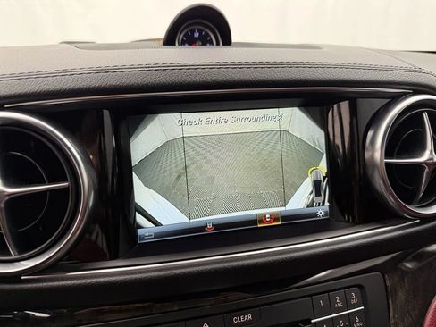 Used 2017 Mercedes-Benz SL 550 image 23
