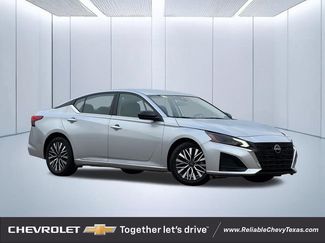 Used 2024 Nissan Altima 2.5 SV FWD video 1