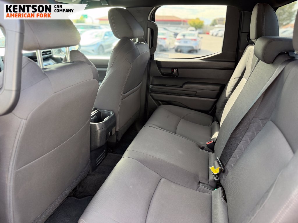 Used 2025 Toyota Tacoma SR5 AWD/4WD image 32