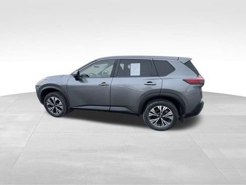 Used 2023 Nissan Rogue SV image 6