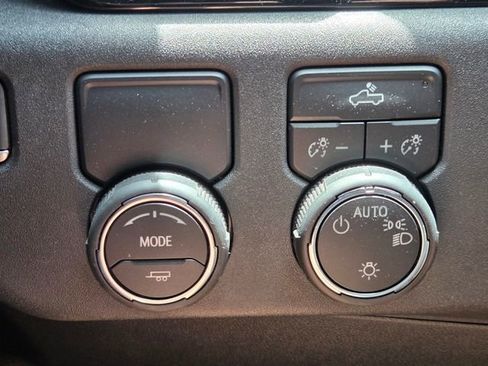 Used 2023 Chevrolet Silverado 1500 LT w/ Protection Package RWD image 21