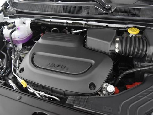 New 2026 Chrysler Pacifica Select image 9