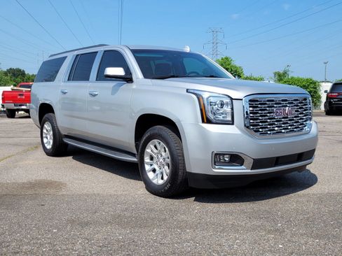 Used 2019 GMC Yukon XL SLT RWD image 30