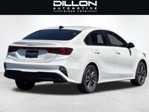 Certified 2023 Kia Forte LXS FWD image 5