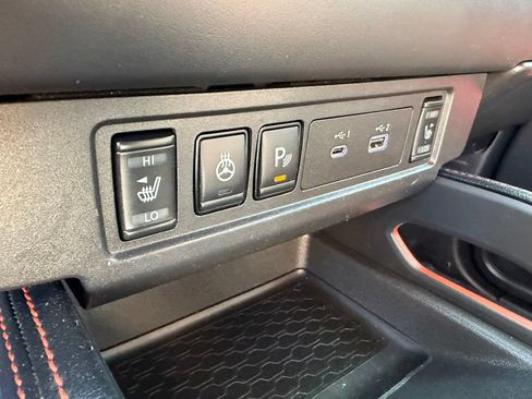 Certified 2024 Nissan Frontier PRO-4X w/ Pro Premium Package AWD/4WD image 25