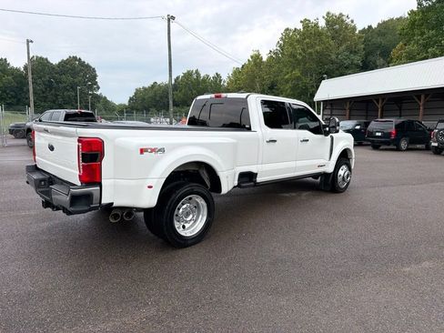 Used 2023 Ford F450 Lariat w/ Lariat Ultimate Package AWD/4WD image 3