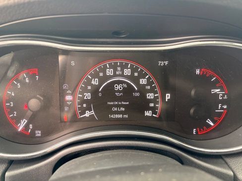 Used 2017 Dodge Durango SXT w/ 3rd Row Seating Group AWD/4WD image 14