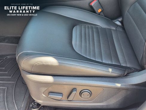 Used 2025 Kia Sportage SX FWD image 24