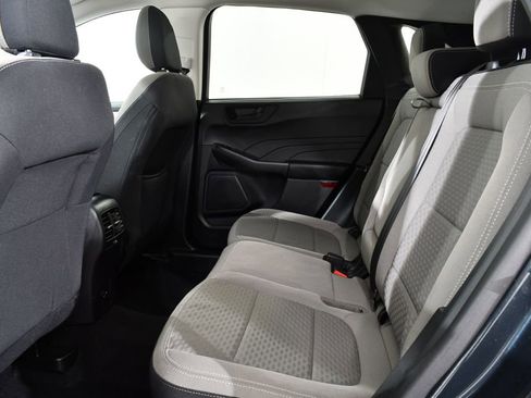 Used 2022 Ford Escape SE w/ SE Sport Appearance Package image 16