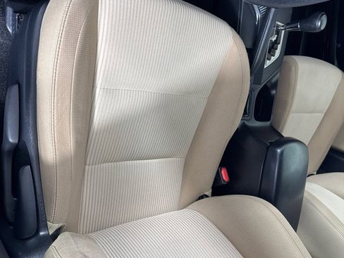 Used 2013 Toyota RAV4 XLE image 14