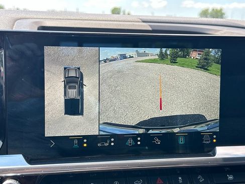 Used 2022 GMC Sierra 1500 SLT w/ SLT Premium Plus Package AWD/4WD image 24