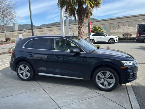 Used 2019 Audi Q5 Premium Plus w/ Premium Plus Package image 5