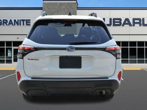 Certified 2025 Subaru Forester Premium AWD/4WD image 9