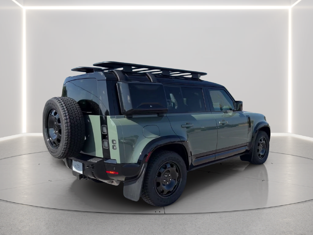 New 2026 Land Rover Defender 110 AWD/4WD image 5