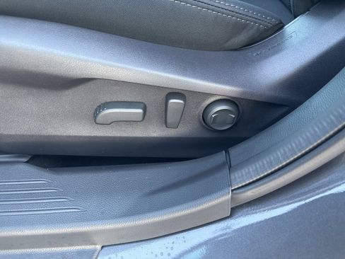 New 2025 Subaru Outback Premium image 18