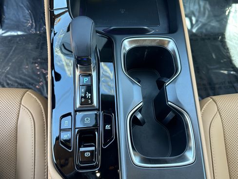 Used 2025 Lexus NX 350h AWD w/ Premium Package image 30