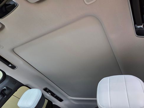 Used 2024 Land Rover Range Rover Sport Dynamic SE image 10