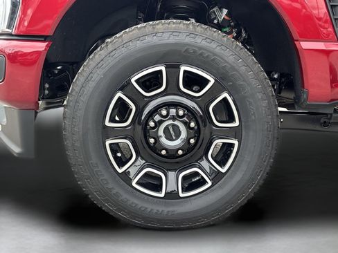 New 2026 Ford F250 Platinum image 38