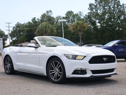 Used 2016 Ford Mustang Premium RWD image 7