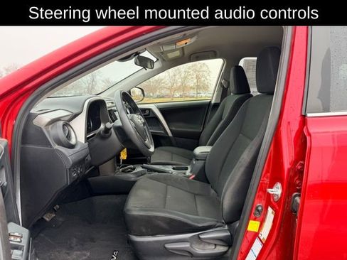 Used 2017 Toyota RAV4 LE image 8