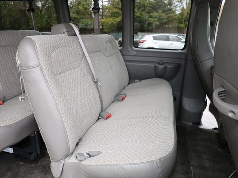 Used 2019 Chevrolet Express 3500 LT w/ LT Preferred Equipment Group image 18