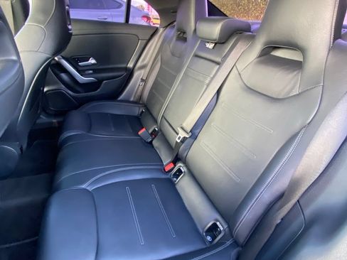 Used 2022 Mercedes-Benz CLA 250 image 12