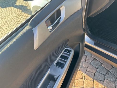 Used 2009 Subaru Forester 2.5X w/ Popular Equipment Group 4B image 12