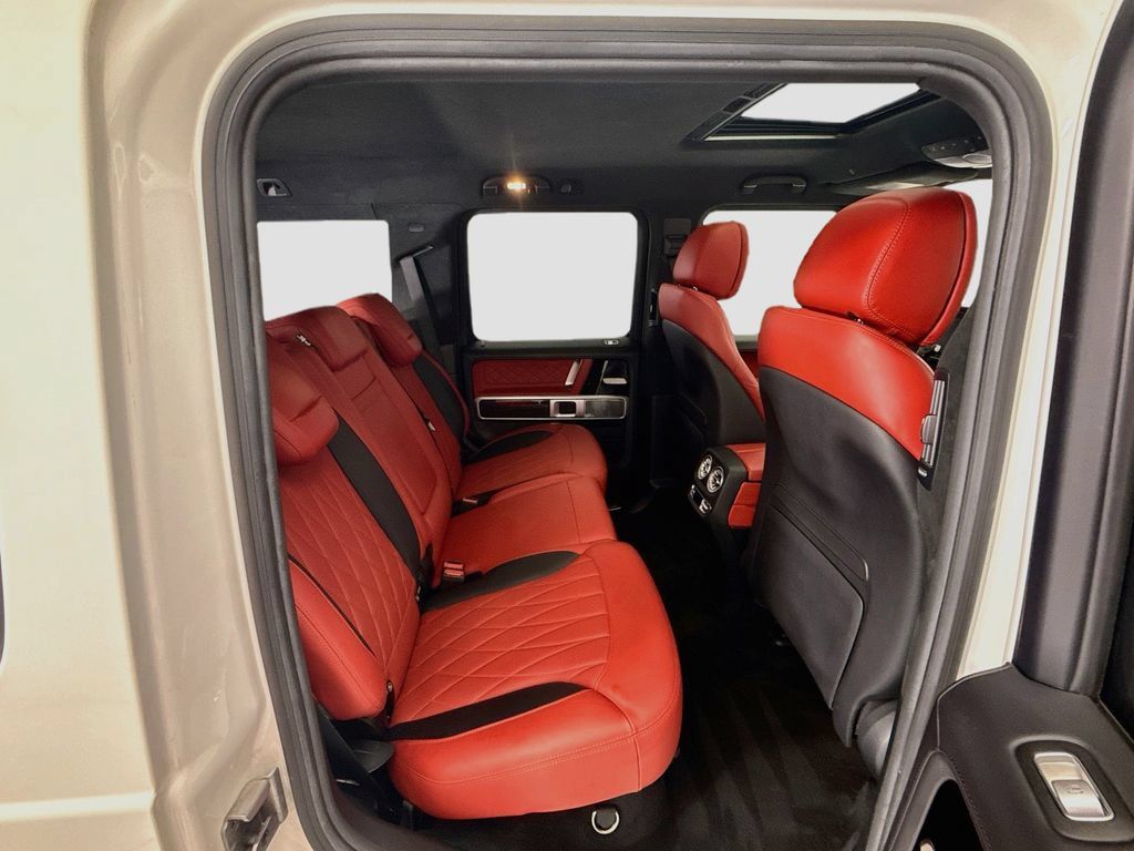 Used 2021 Mercedes-Benz G 550 image 21