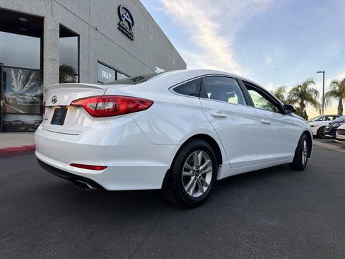 Used 2015 Hyundai Sonata SE image 11