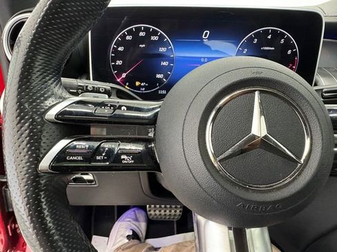 Used 2023 Mercedes-Benz GLC 300 image 22