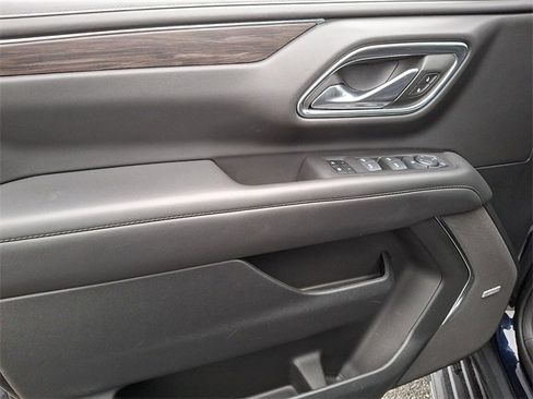 Used 2024 Chevrolet Tahoe LT image 13