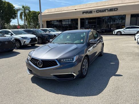 Used 2018 Acura TLX w/ Technology Package FWD image 2