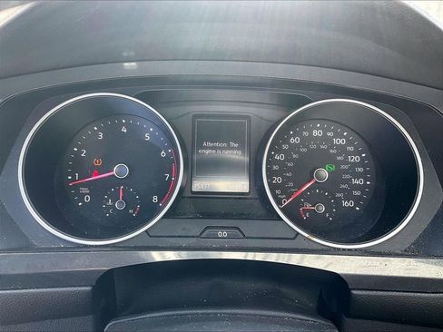 Used 2020 Volkswagen Tiguan SE image 18
