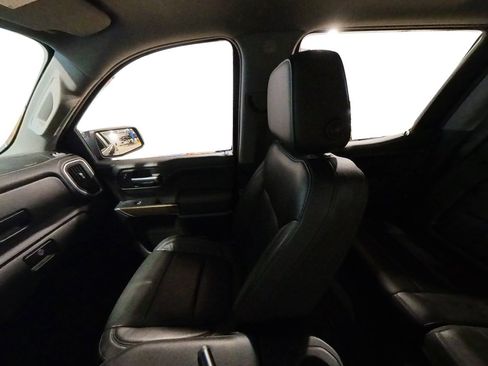 Used 2019 Chevrolet Silverado 1500 LT Trail Boss image 41