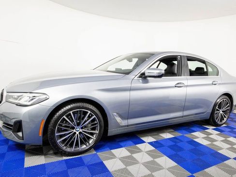 Used 2023 BMW 540i w/ Convenience Package image 1
