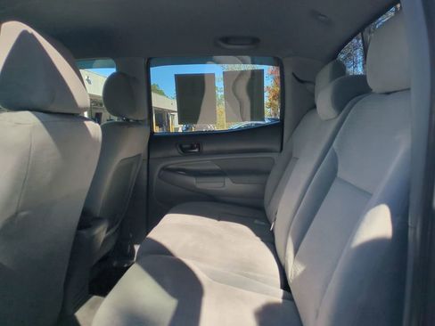 Used 2007 Toyota Tacoma PreRunner image 13