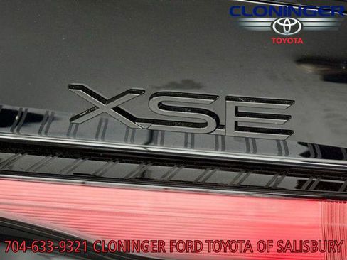 New 2025 Toyota Prius Plug-In Hybrid image 12