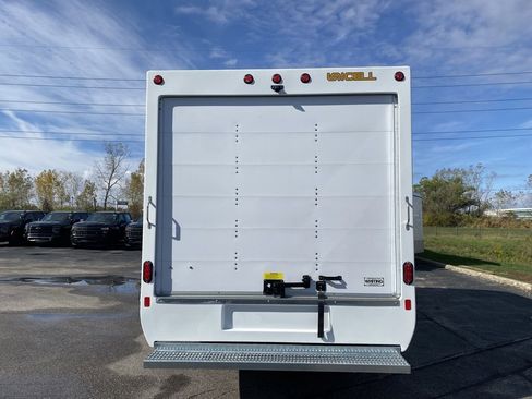 New 2025 Chevrolet Express 3500 w/ Power Convenience Package image 5