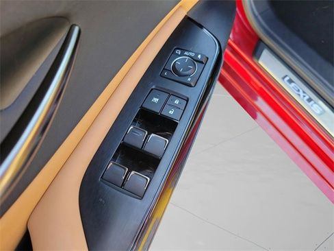 Used 2024 Lexus ES 350 w/ Premium Package image 28