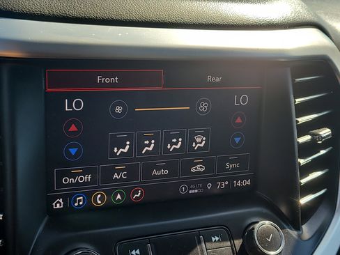 Used 2023 GMC Acadia SLE w/ Driver Convenience Package image 27