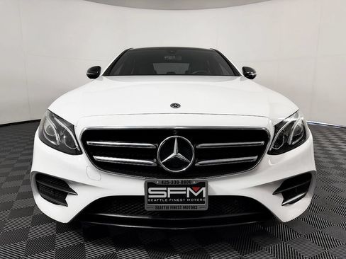 Used 2020 Mercedes-Benz E 350 Sedan image 4
