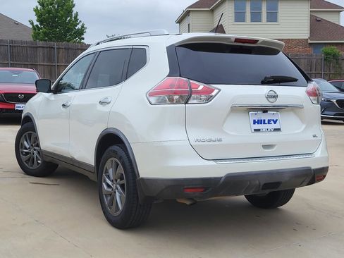 Used 2016 Nissan Rogue SL FWD image 3