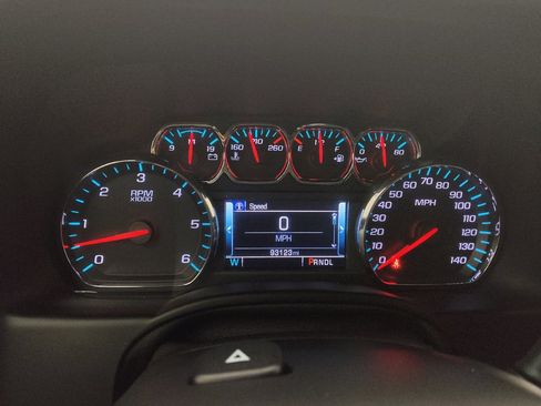 Used 2017 GMC Yukon SLT w/ Open Road Package AWD/4WD image 23